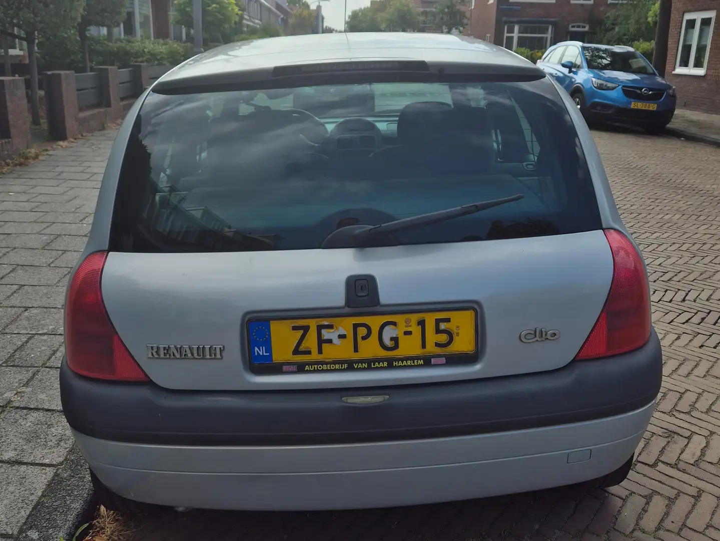Renault Clio Clio 1.6 RXE Zilver - 2