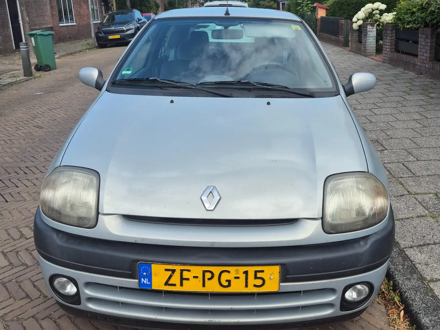 Renault Clio Clio 1.6 RXE Zilver - 1