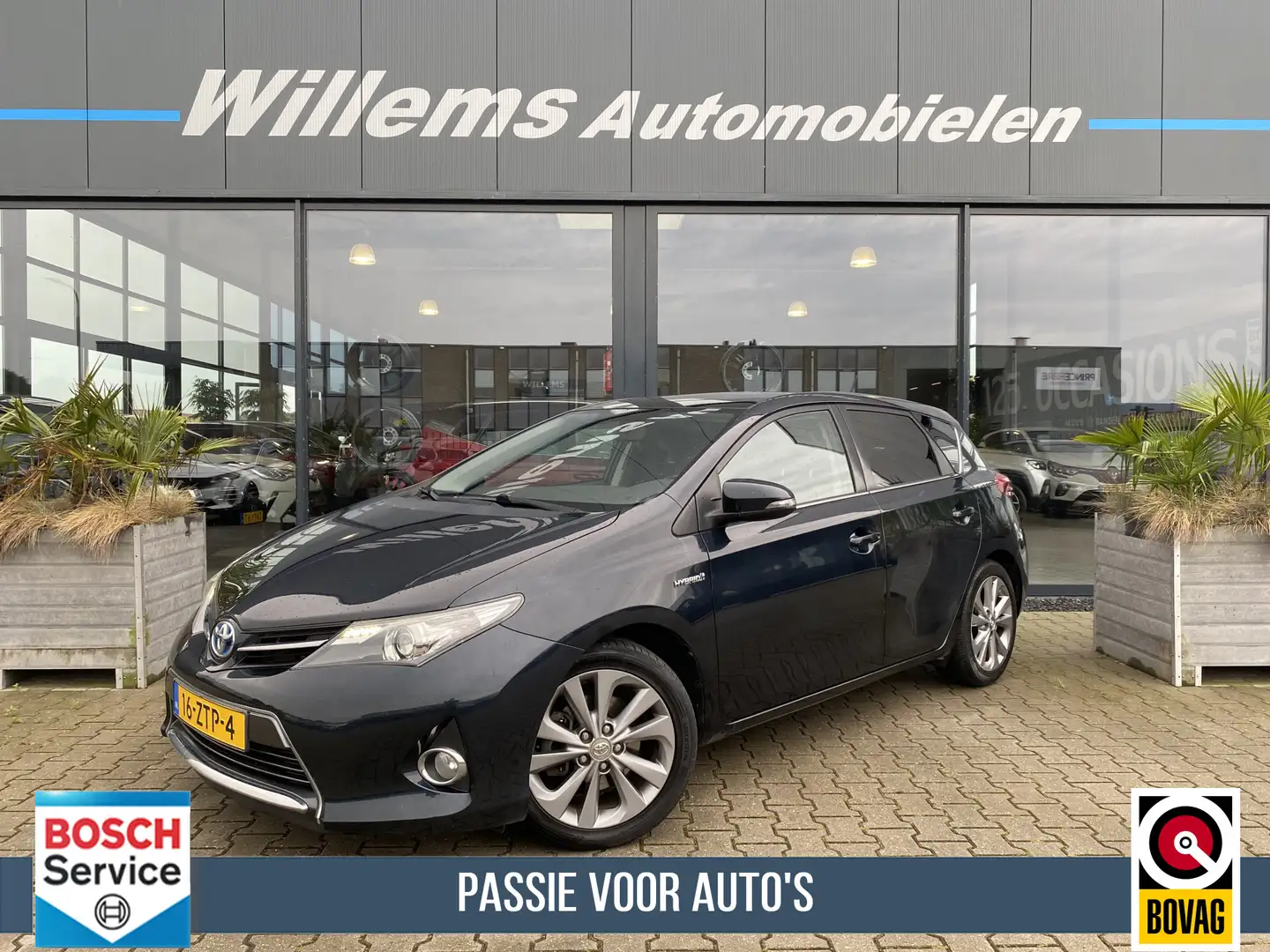 Toyota Auris 1.8 Hybrid Lease Camera , Navigatie, Climate Contr Grijs - 1