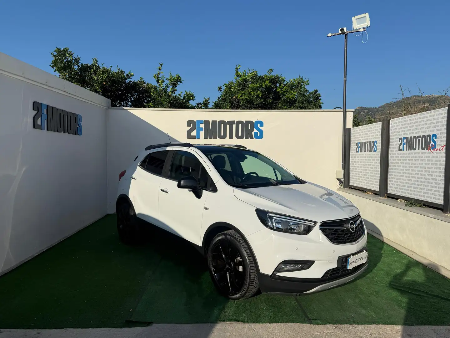 Opel Mokka X X 1.6 cdti Ultimate 4x2 136cv auto Bianco - 1