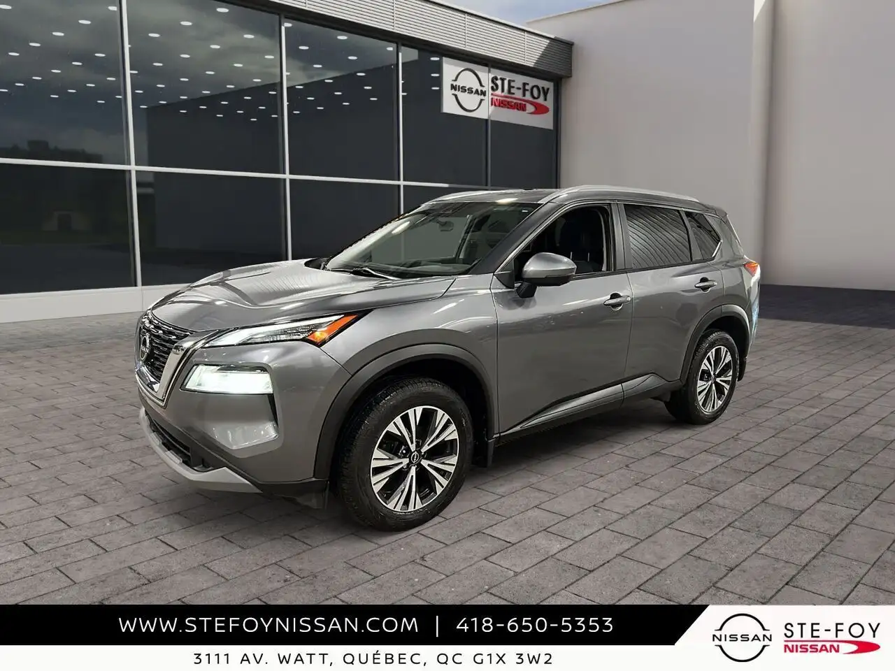 2023 Nissan Rogue SV — photo 1