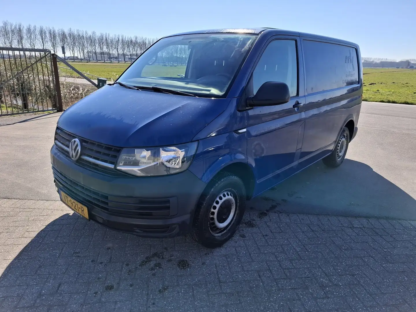 Volkswagen T6 Transporter Kurz EU5 Plus Comfortline Blue - 1