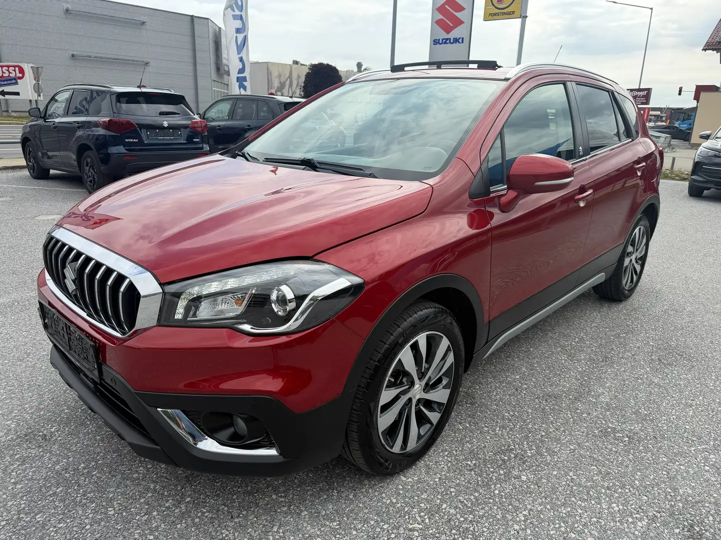 Suzuki SX4 S-Cross SX4 S-Cross 1,4 DITC ALLGRIP flash Aut. flash Rot - 1