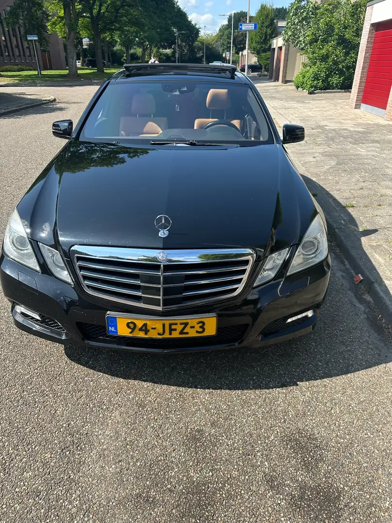 Mercedes-Benz E 350 Avantgarde NAP Zwart - 1