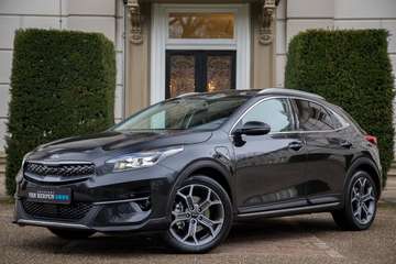 1.6 GDi PHEV ExecutiveLine PANO | LEDER | MEMORY |