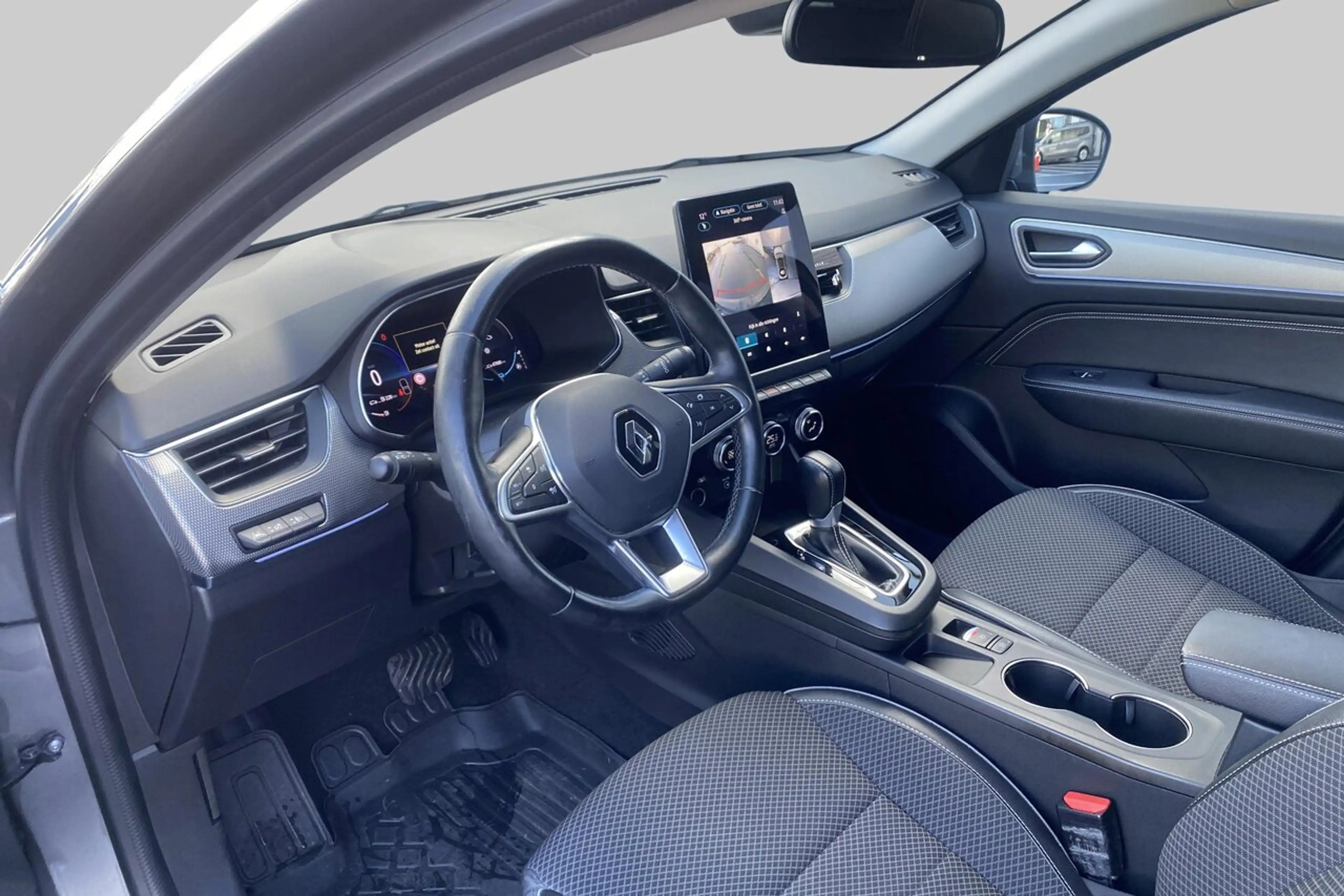 Renault Arkana Techno 1.6 E-Tech Full Hybrid 145 360° camera, ... — photo 11