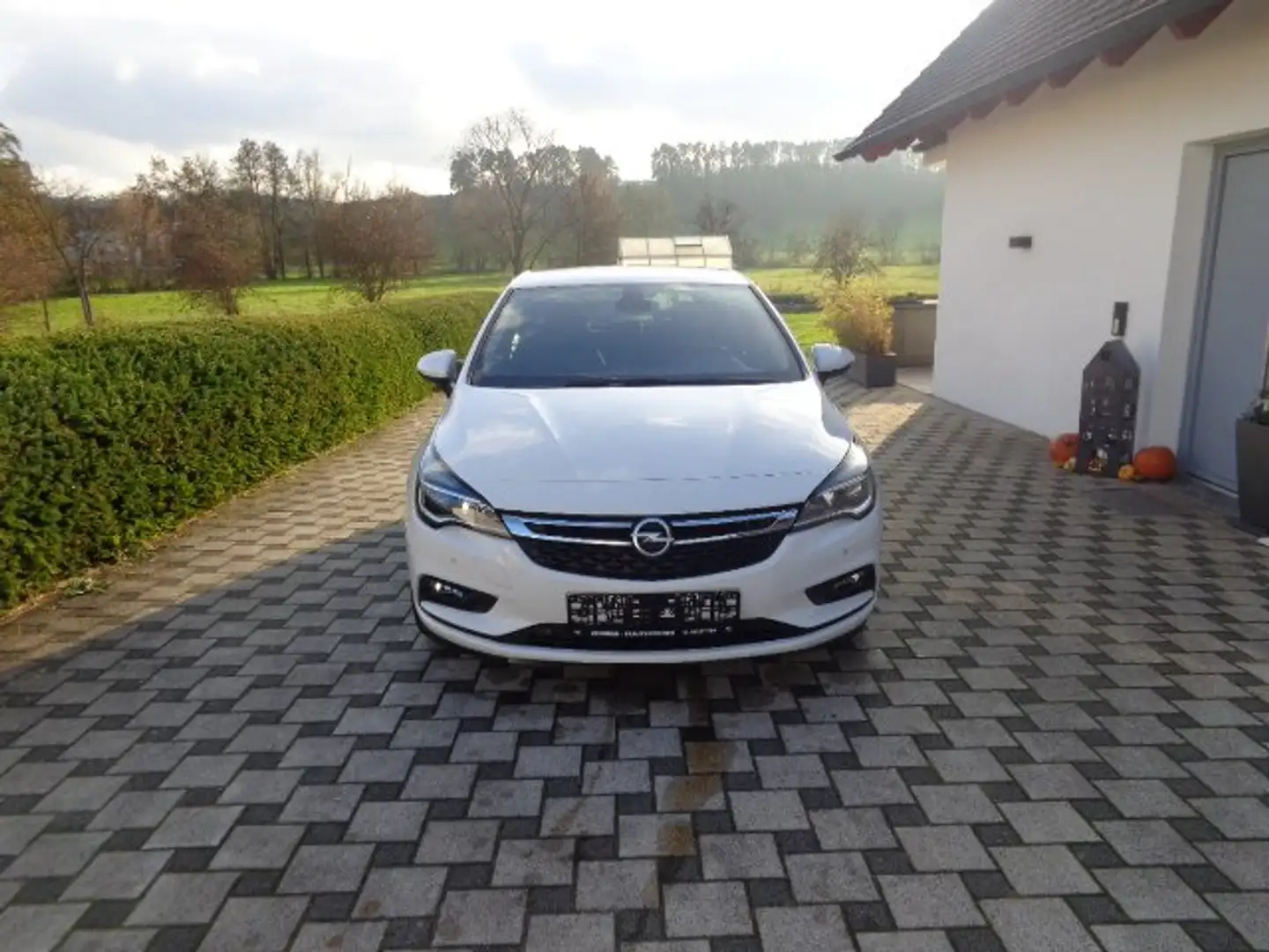 Opel Astra 120 Jahre Start/Stop Weiß - 1