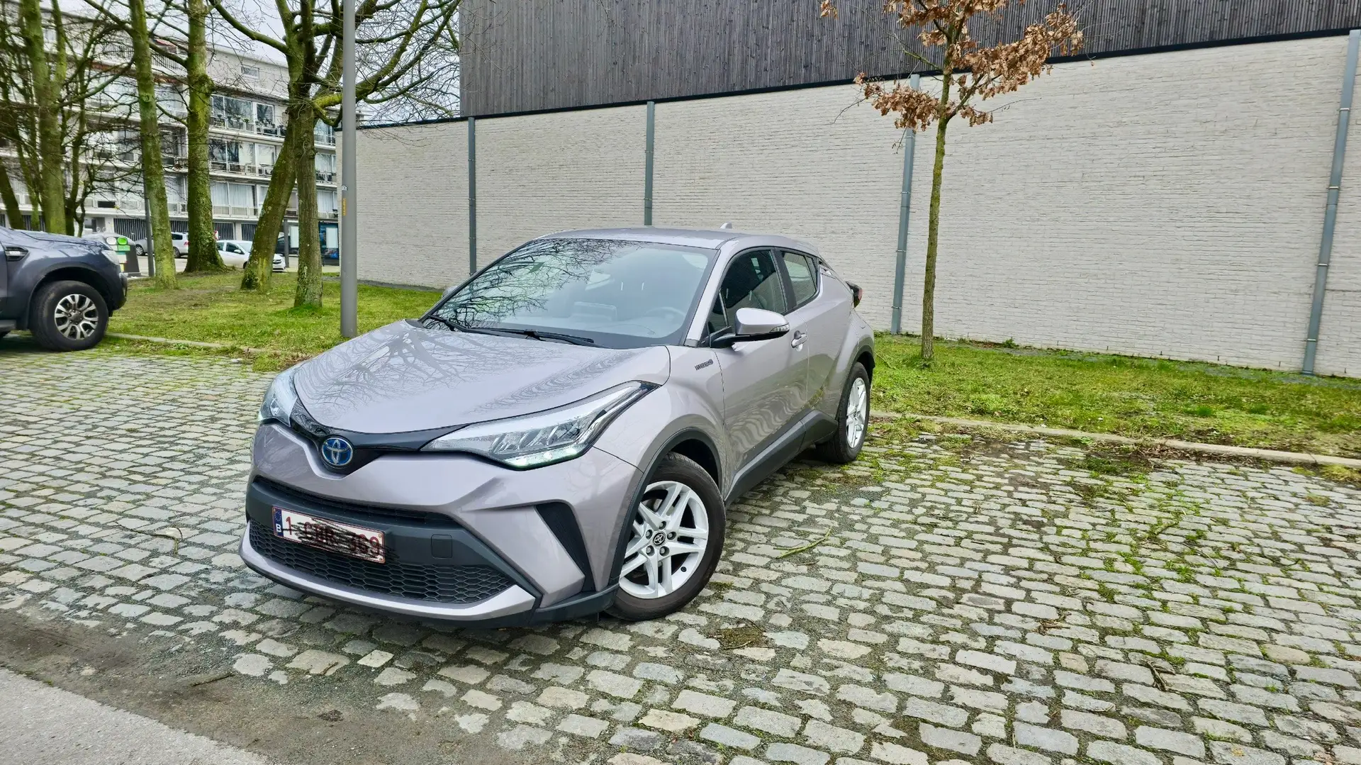 Toyota C-HR Hybrid Business-Edition - 1