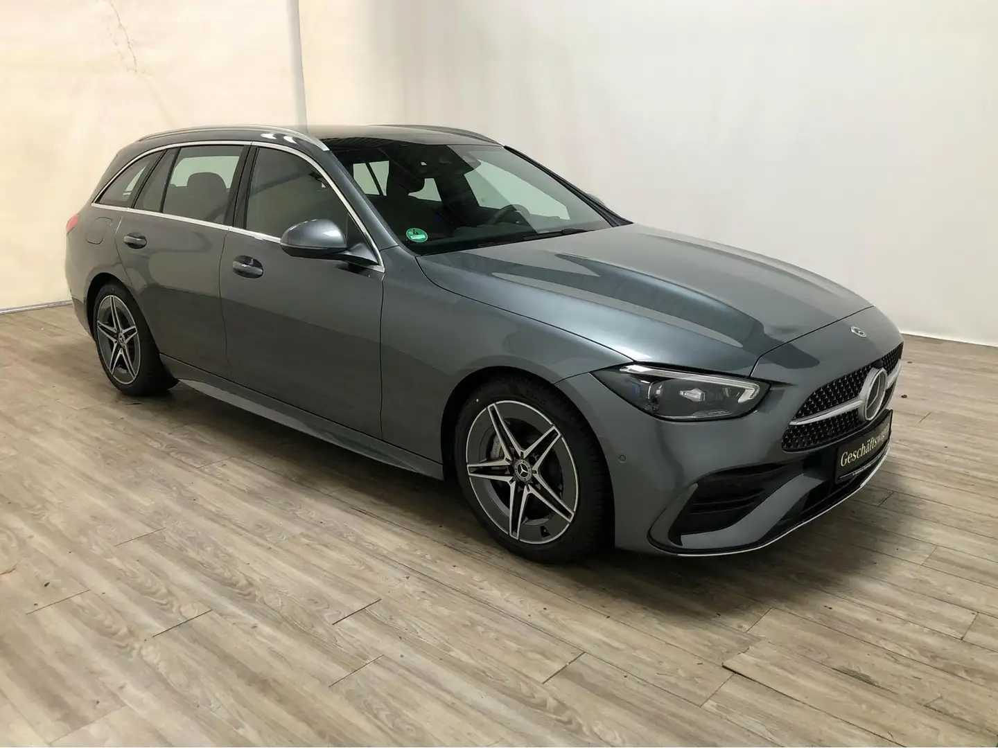Mercedes-Benz C 220 d T 4M AMG Standh*Distr*AHK*Pano*Sitzklima Grau - 2