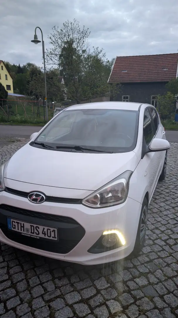Hyundai i10 1.0 Fifa World Cup Edition - 2