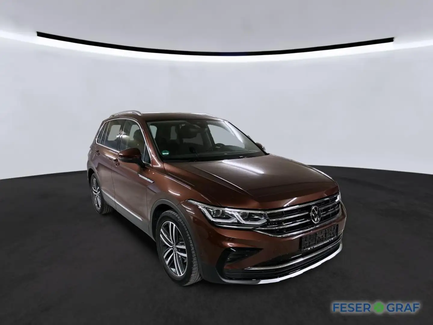 Volkswagen Tiguan Elegance 1.5 TSI DSG AHK RFK Matrix Keyless ACC Braun - 2