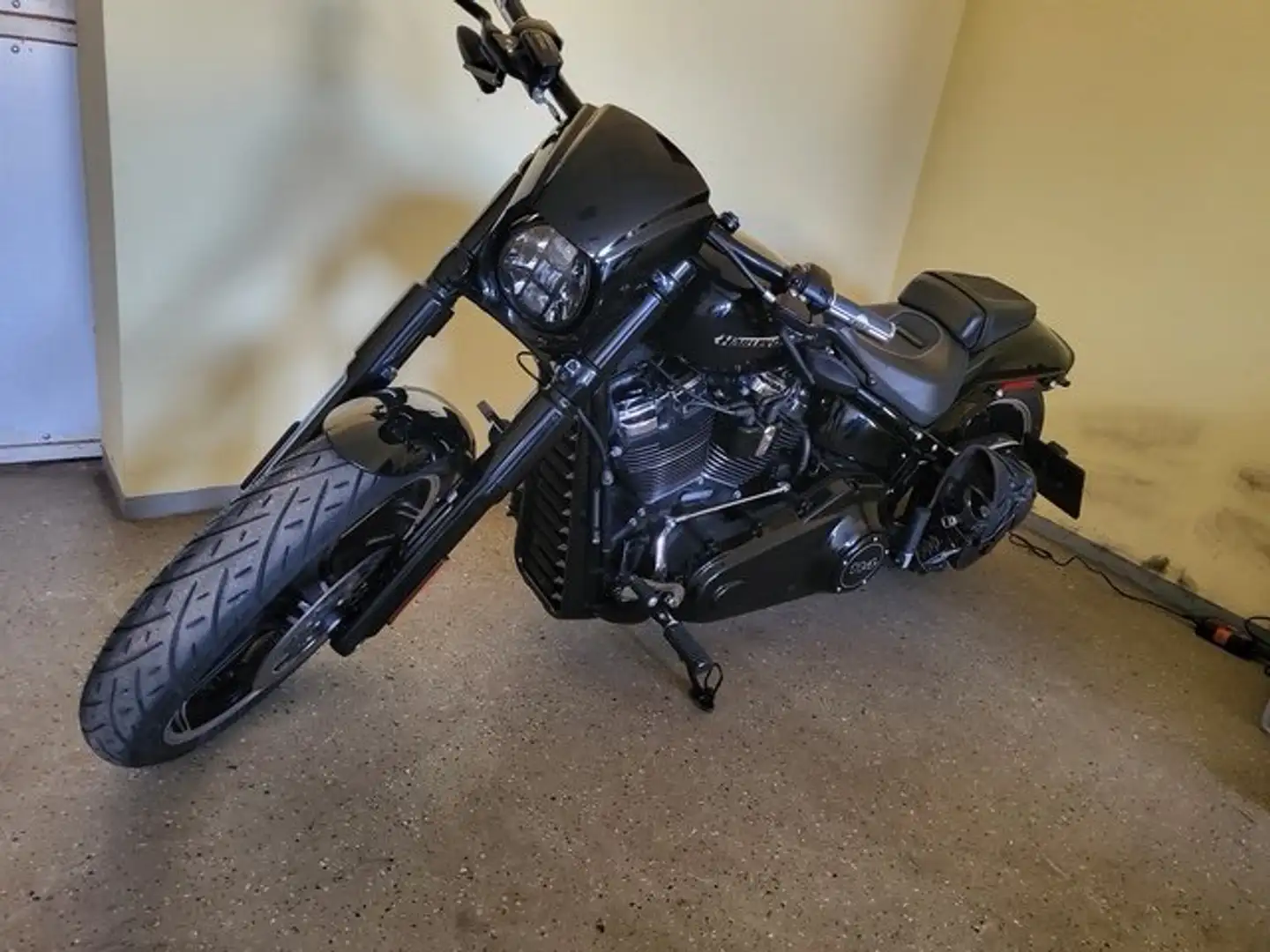 Harley-Davidson Breakout FXBRS 114 Jeykill & Hyde Noir - 2
