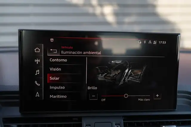 Audi Q5 view 14