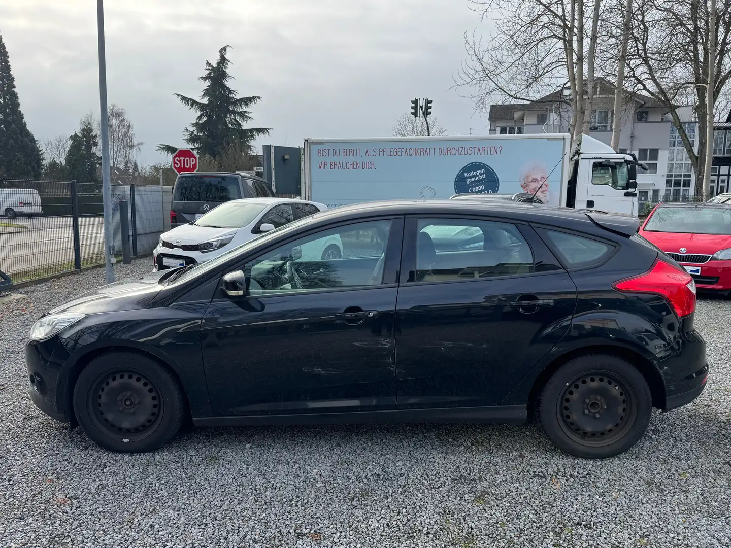 Ford Focus Trend Zwart - 2