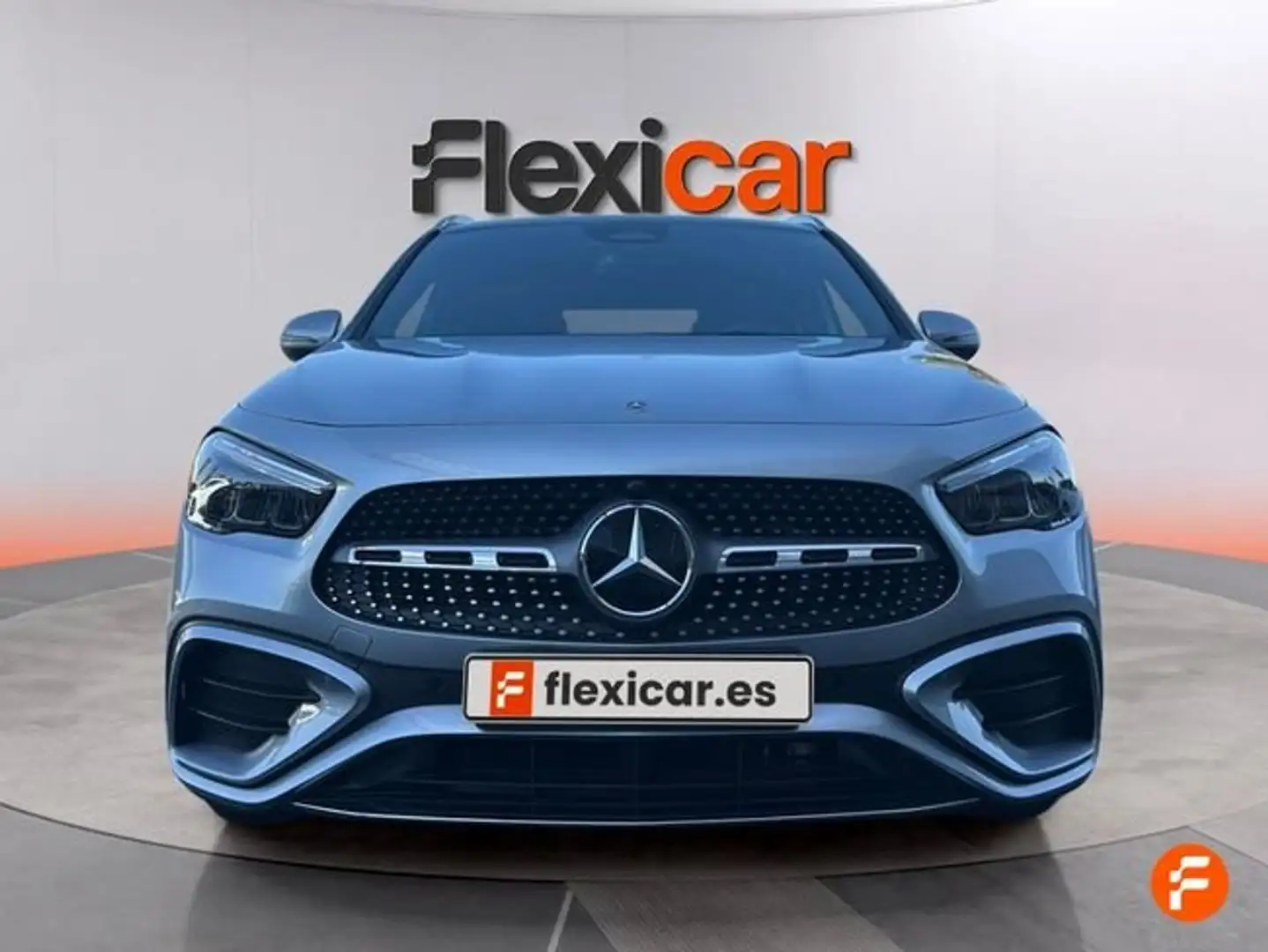 Mercedes-Benz GLA 200 Gris - 2
