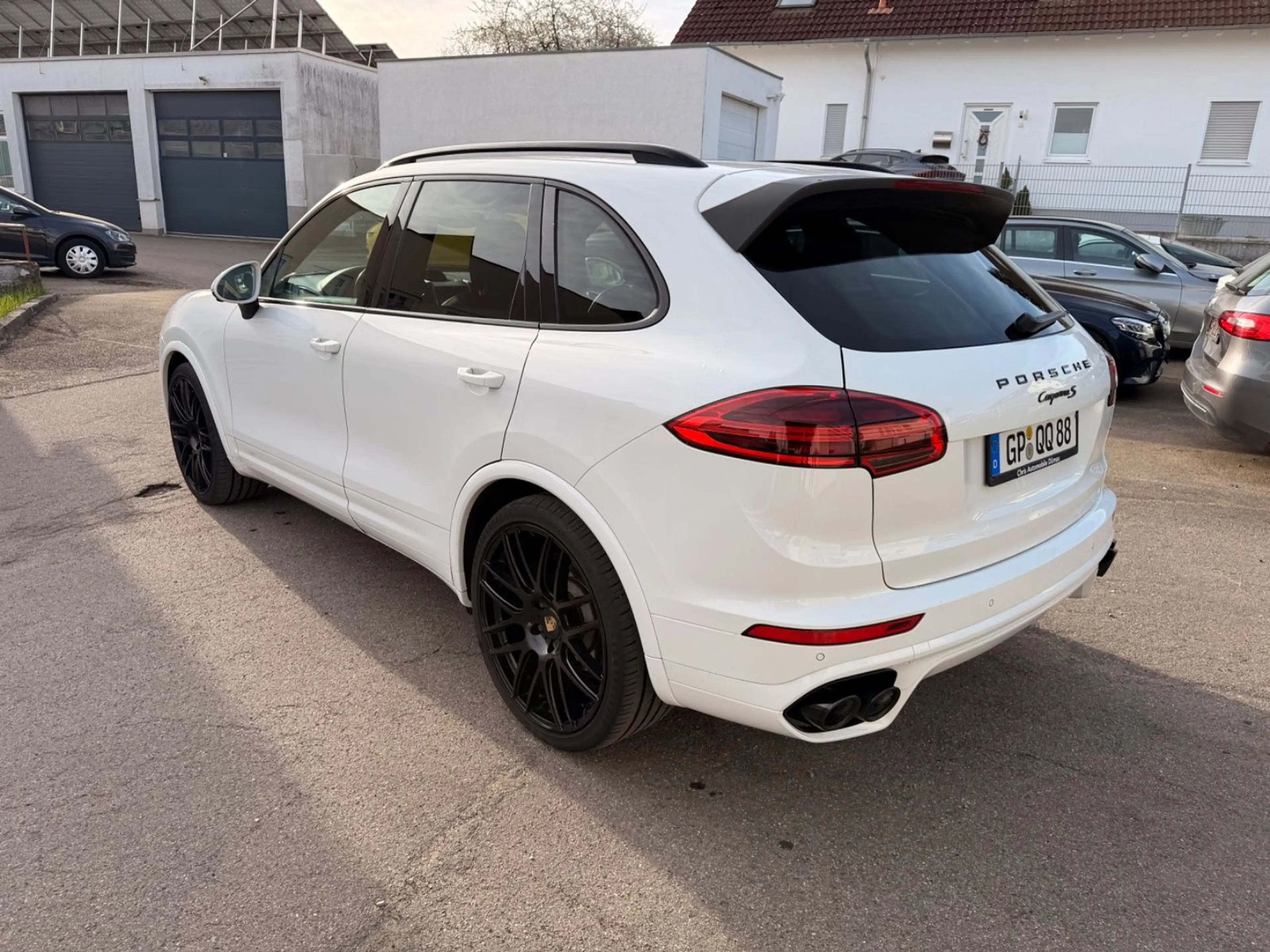 Porsche Cayenne S Diesel Black Leder Pano Soft-Close — photo 10