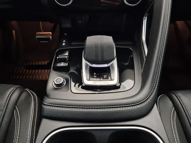 Jaguar E-Pace view 11