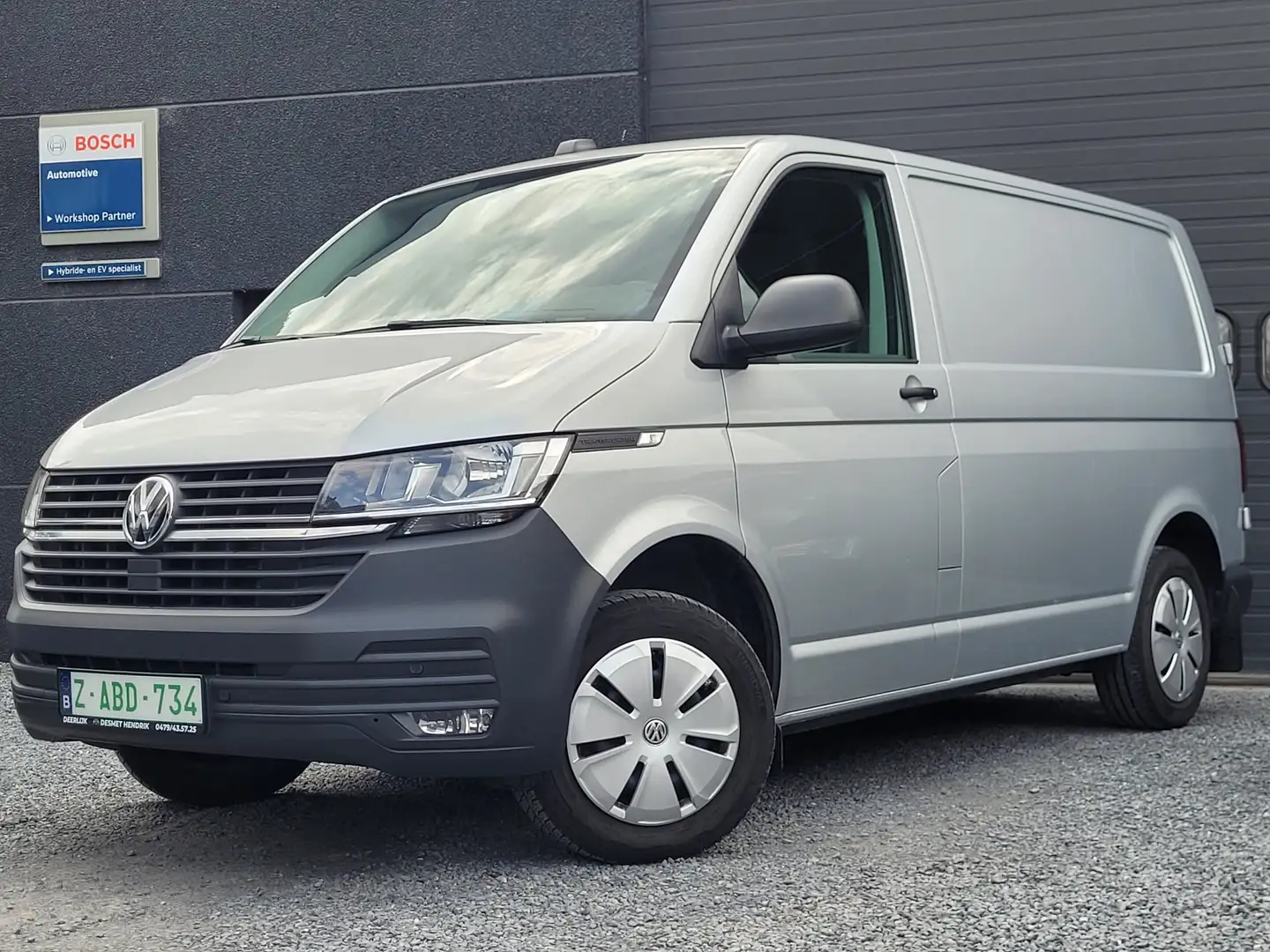 Volkswagen T6.1 Transporter 2.0 TDi SCR BMT DSG carplay/navi/trekhaak/sortimo! Zilver - 1