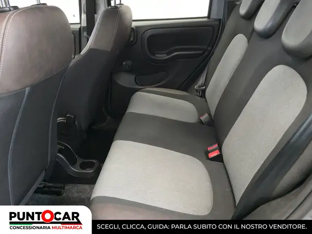 Fiat Panda view 8