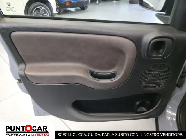 Fiat Panda view 11