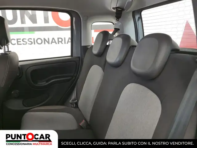 Fiat Panda view 9