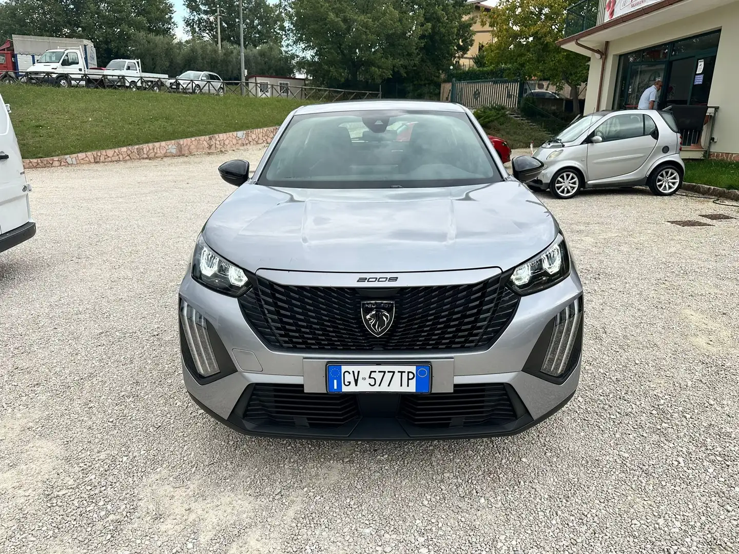 Peugeot 2008 2008 II 1.2 puretech Allure *PREZZO REALE* Silber - 2