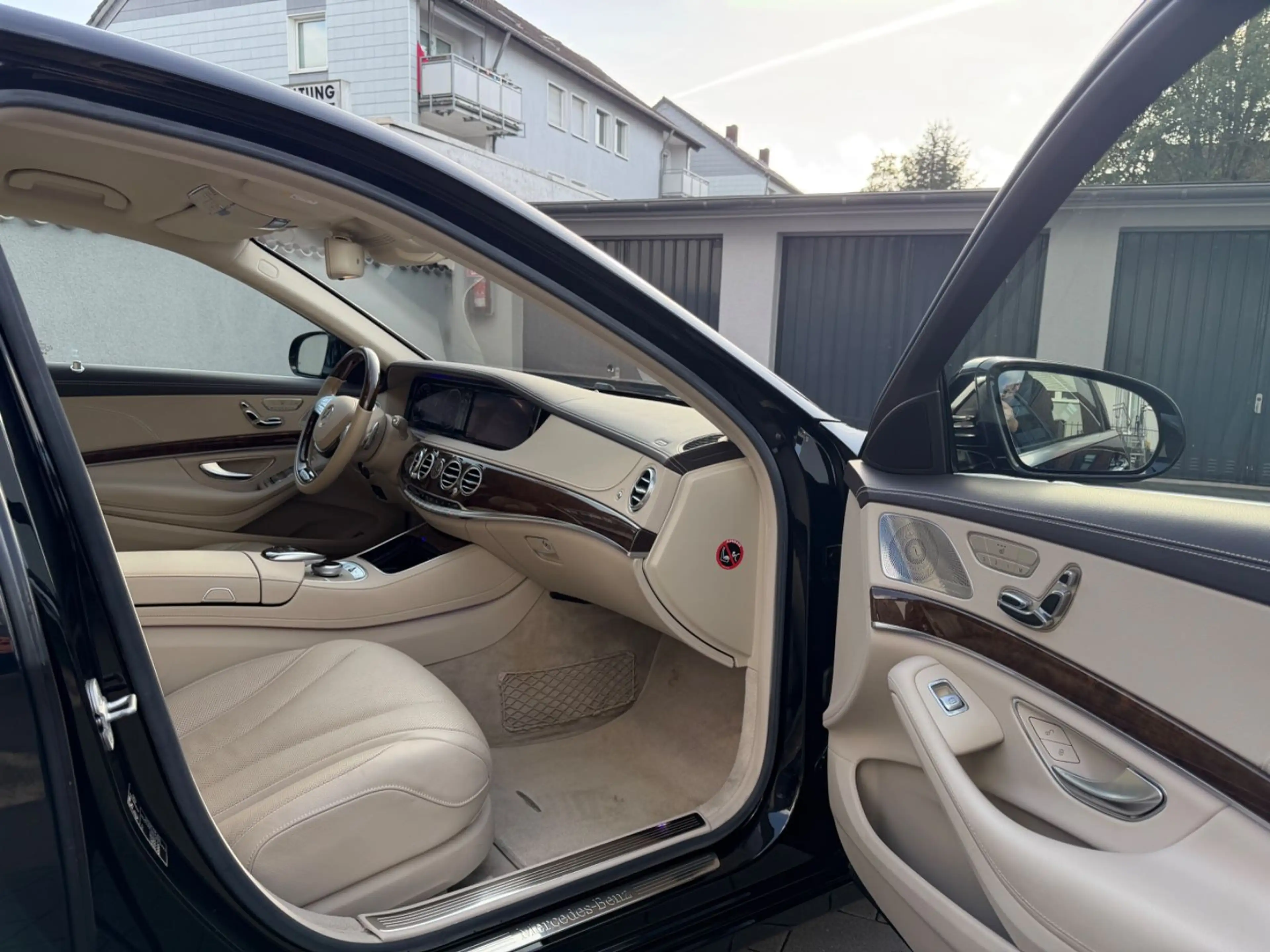 Mercedes-Benz S 500 4Matic L*Chauffeur-Paket*Airmatic*STHZ*Dis — photo 14