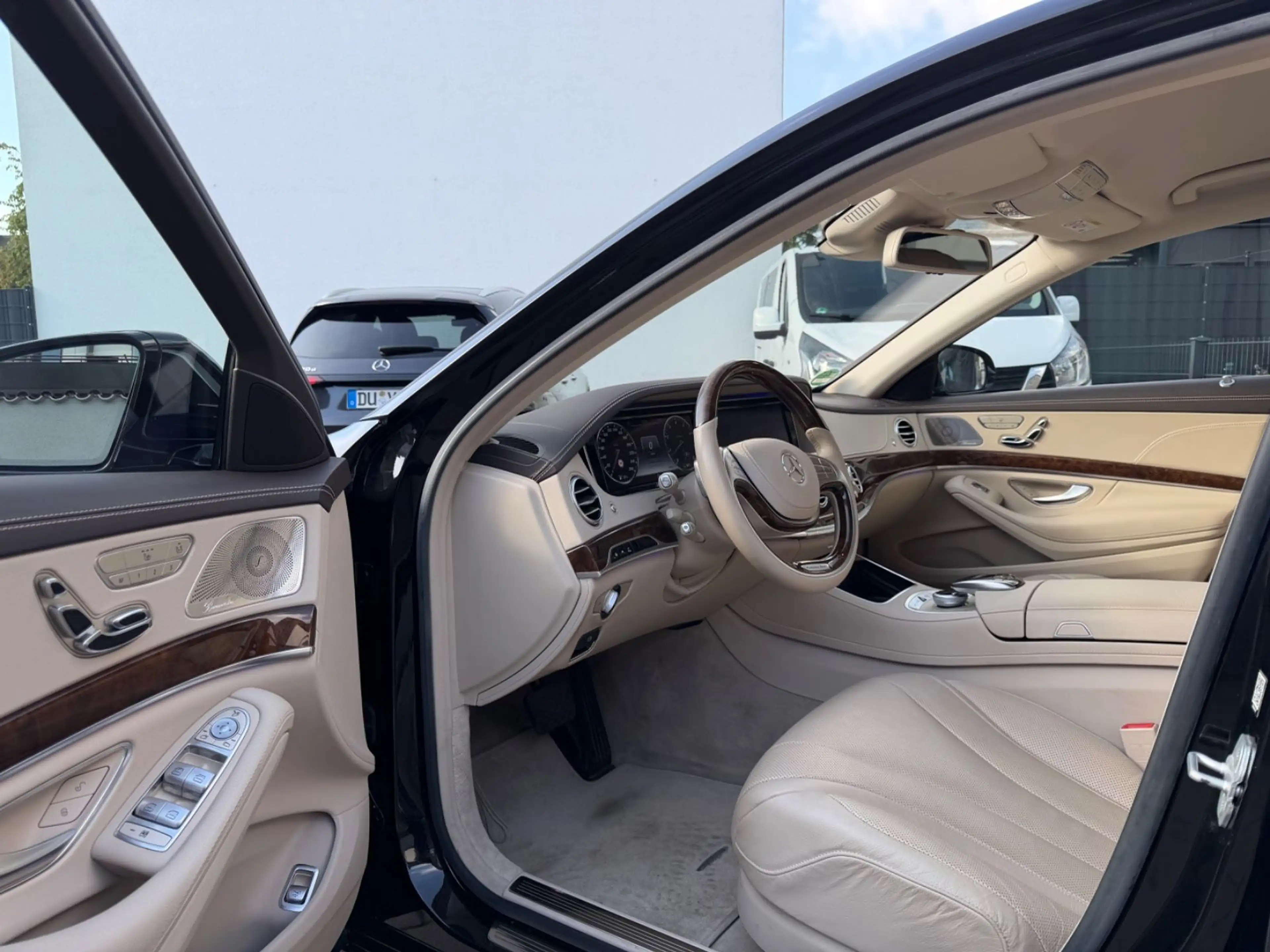 Mercedes-Benz S 500 4Matic L*Chauffeur-Paket*Airmatic*STHZ*Dis — photo 11