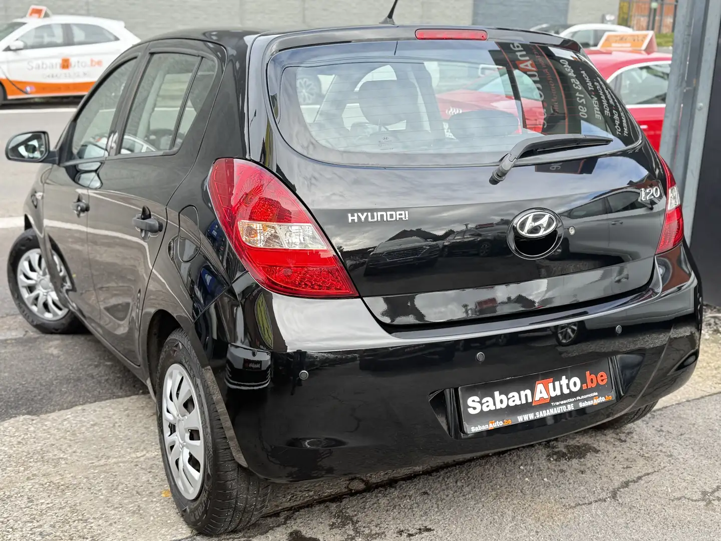 Hyundai i20 i20 1.2i Lounge ° 5 PORTES ° 1ER PROPRIETAIR Zwart - 2