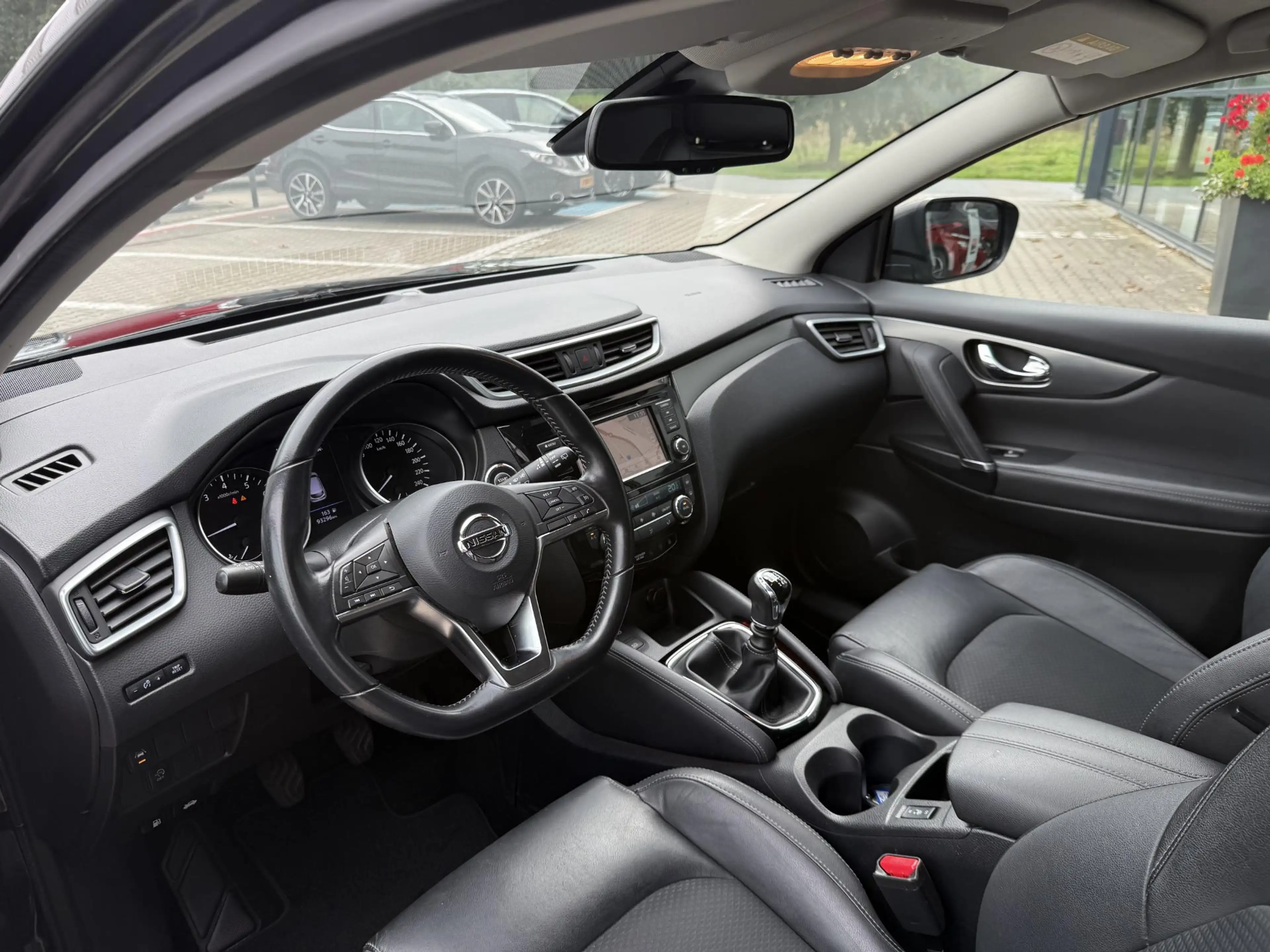 Nissan Qashqai 1.3 DIG-T Tekna *Trekhaak & Stoelverwarming* — photo 8