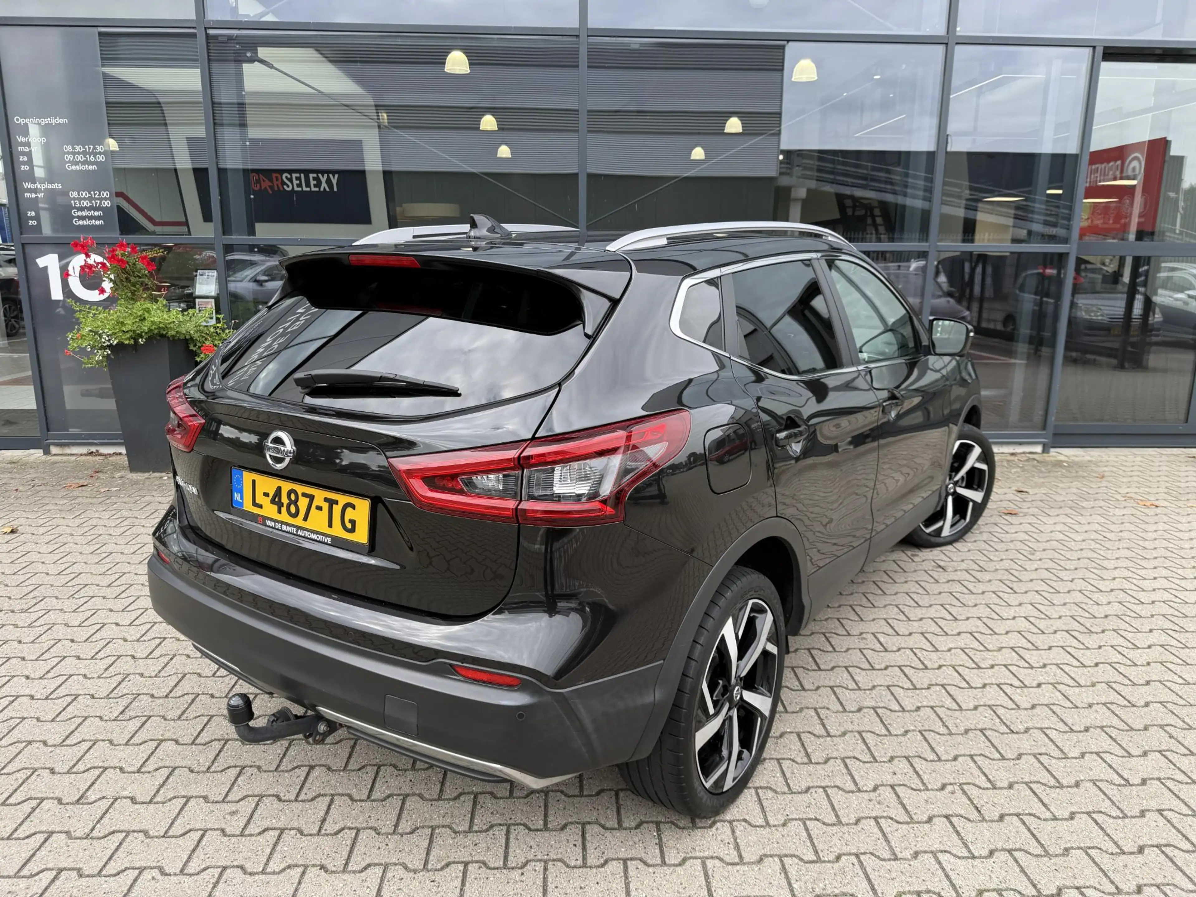 Nissan Qashqai 1.3 DIG-T Tekna *Trekhaak & Stoelverwarming* — photo 2