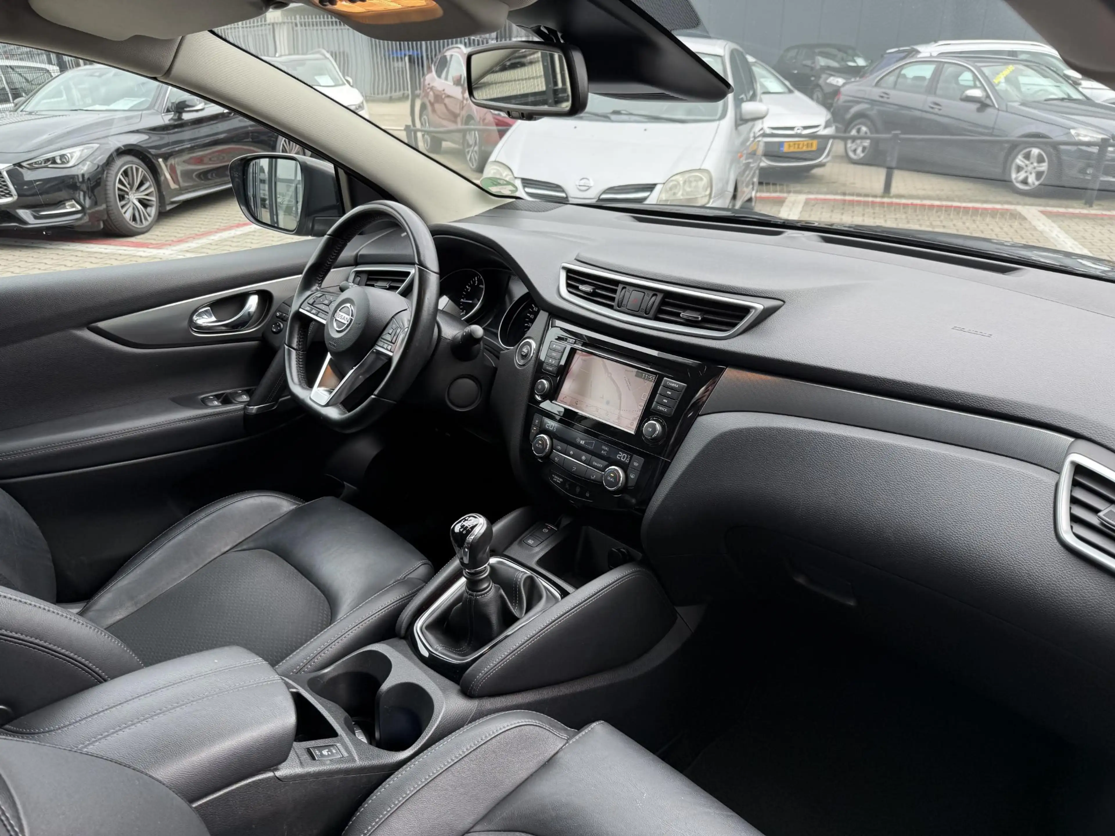Nissan Qashqai 1.3 DIG-T Tekna *Trekhaak & Stoelverwarming* — photo 15