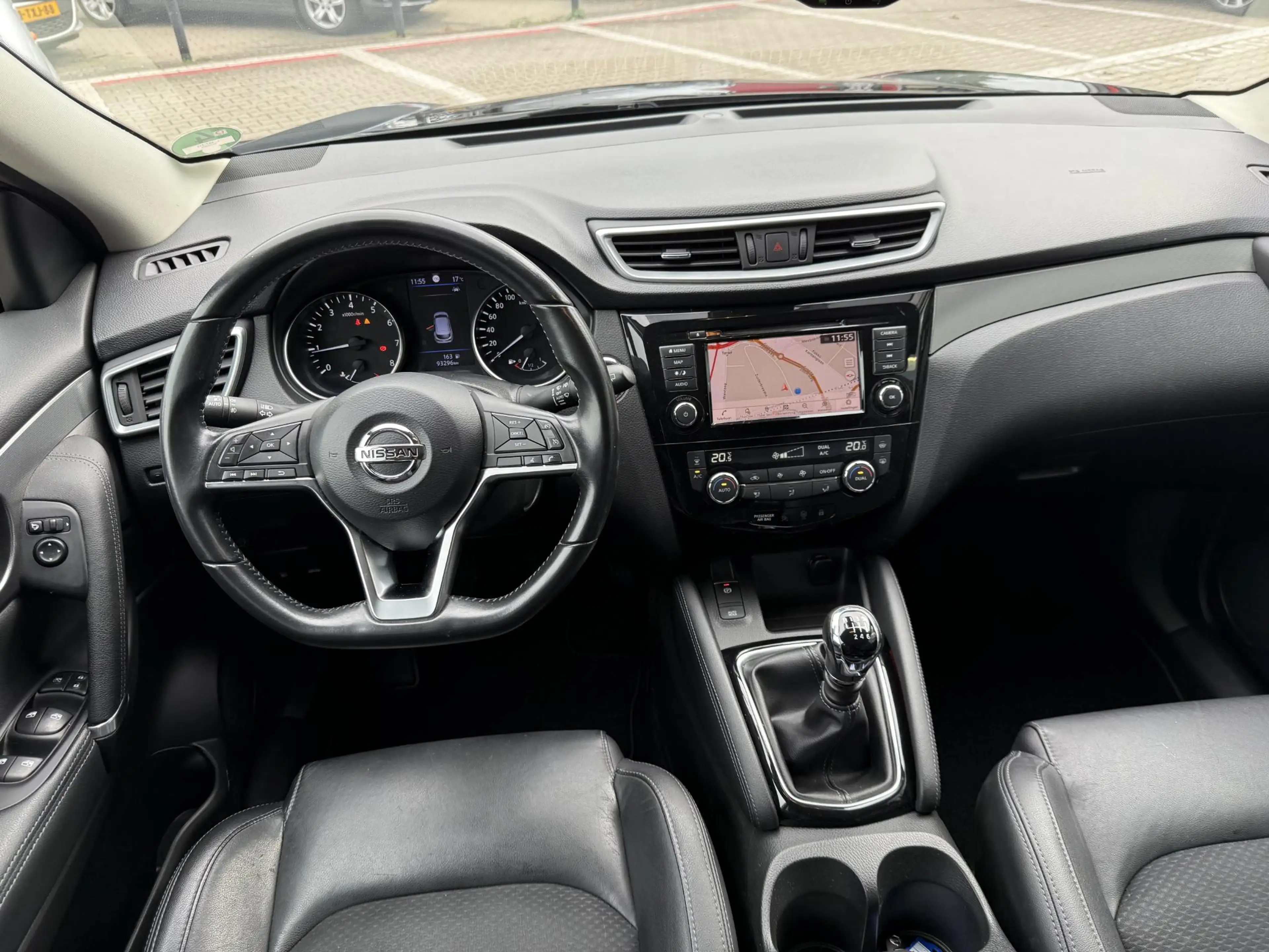 Nissan Qashqai 1.3 DIG-T Tekna *Trekhaak & Stoelverwarming* — photo 3