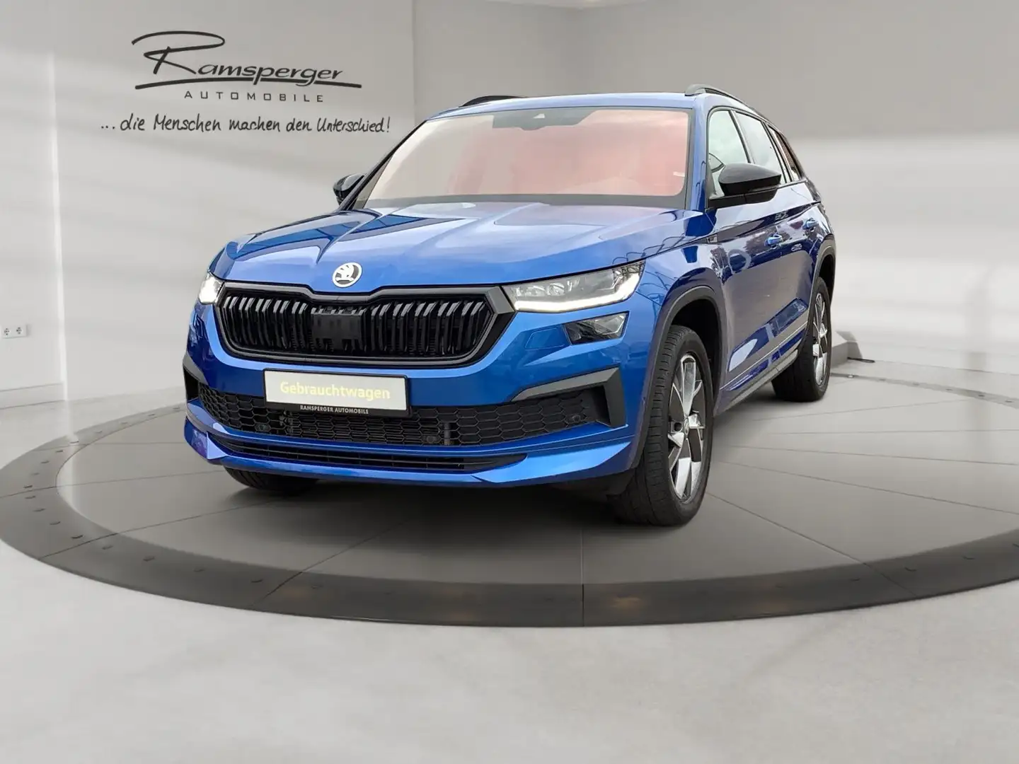 Skoda Kodiaq 2.0 TDI DSG Sportline 4x4 AHK Matrix Pano Blau - 2