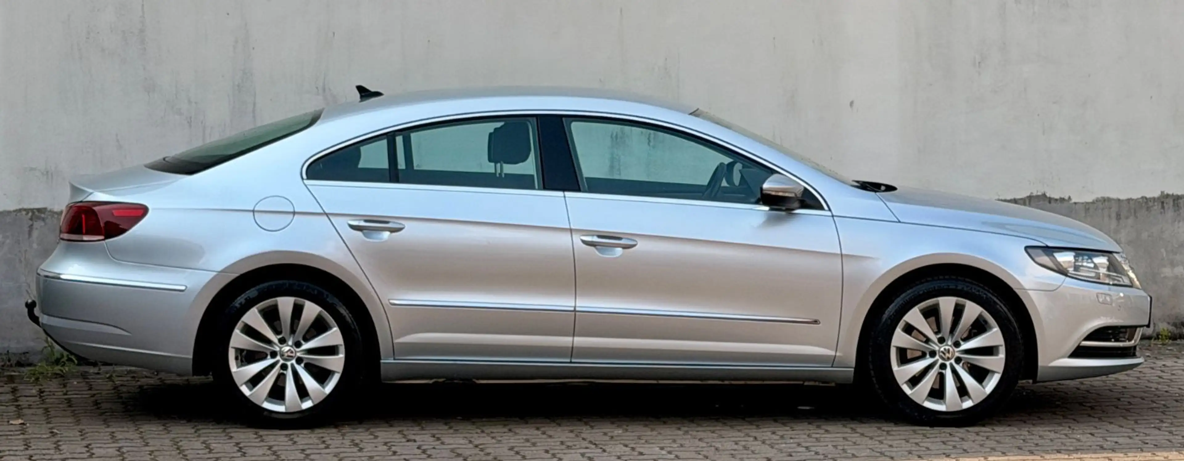 Volkswagen CC 1,4 BMT Klima GPS-Navi eFH AHK ALU XENON — photo 13