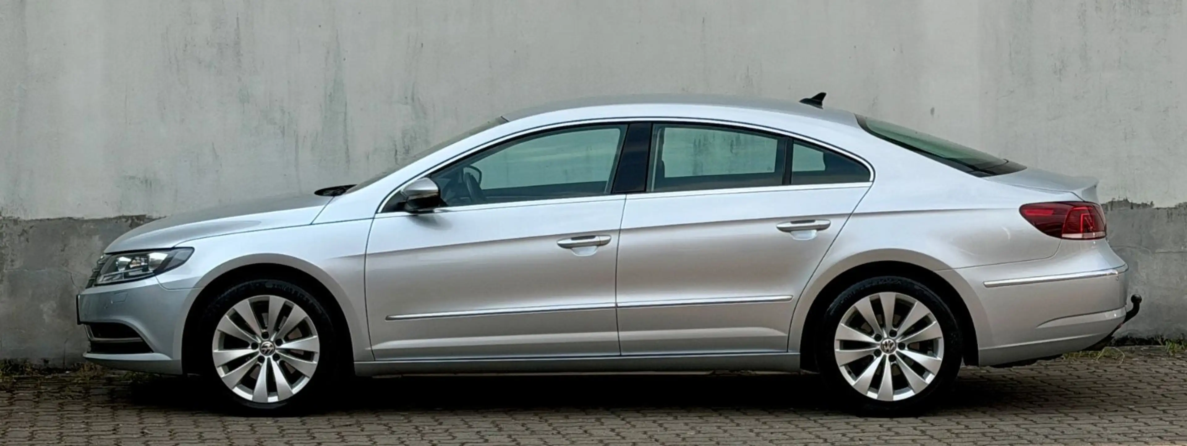 Volkswagen CC 1,4 BMT Klima GPS-Navi eFH AHK ALU XENON — photo 10