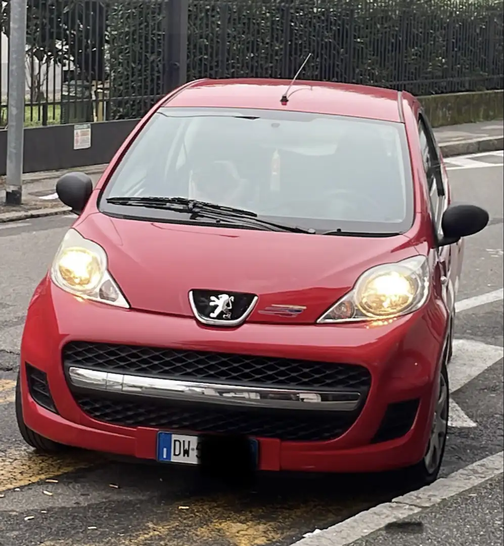 Peugeot 107 3p 1.0 12v Sweet Years c/esp - 2