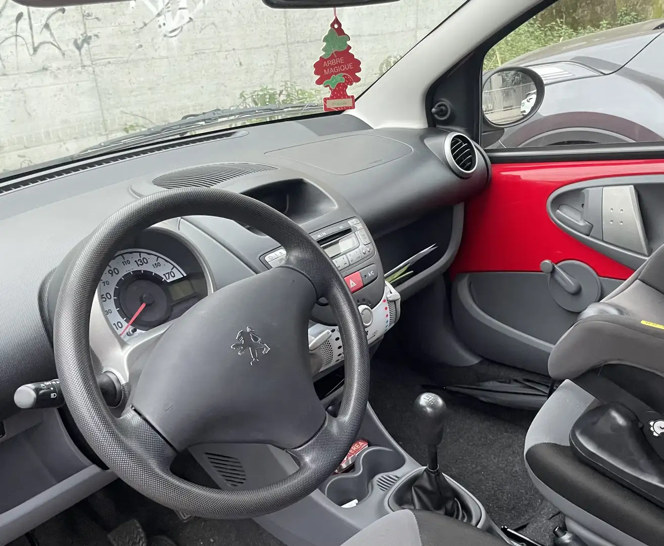 Peugeot 107 3p 1.0 12v Sweet Years c/esp - 1