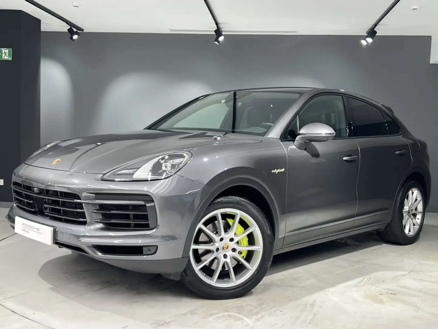 Porsche Cayenne E-Hybrid Coupé Aut. Gris - 1