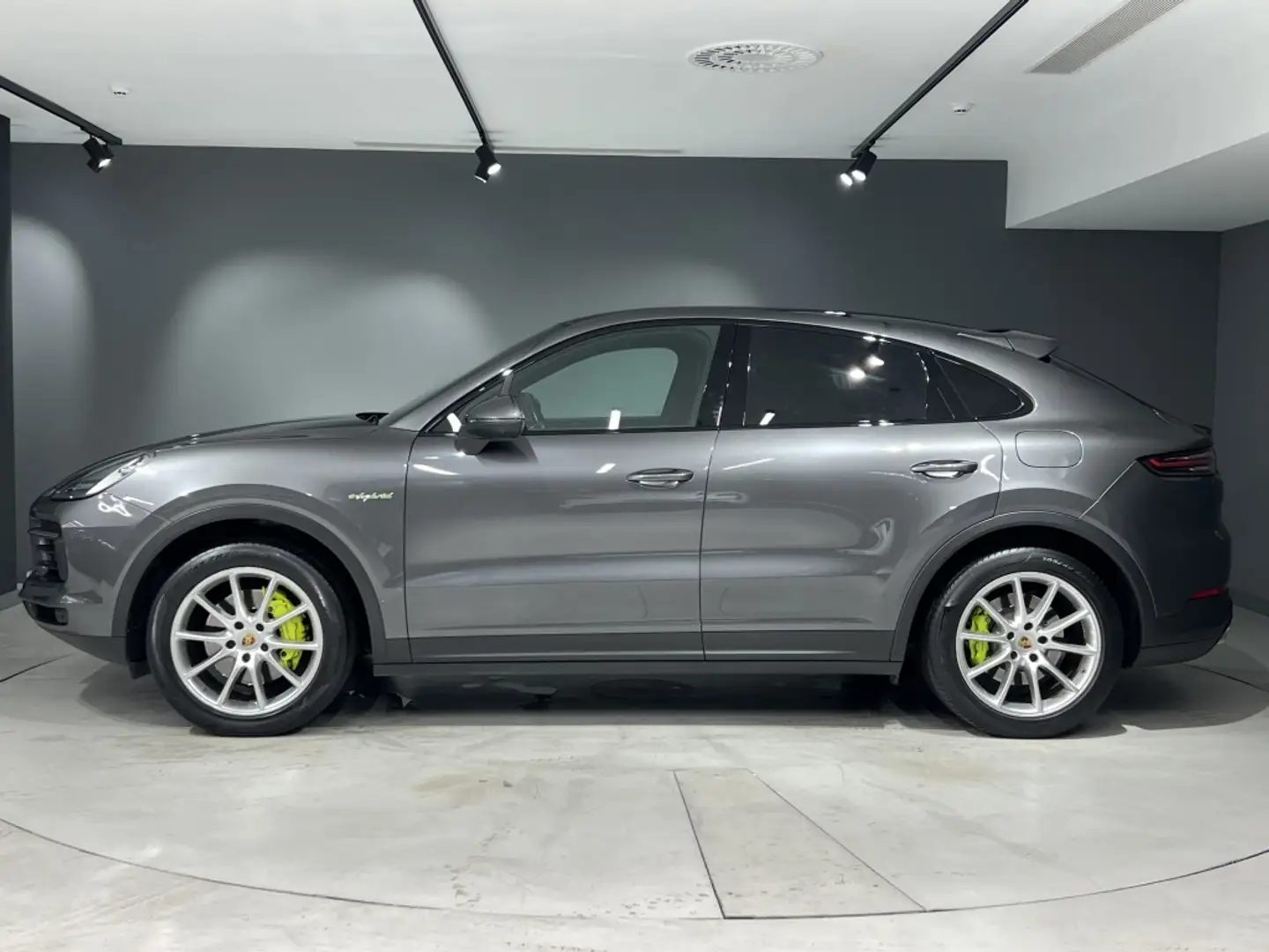Porsche Cayenne E-Hybrid Coupé Aut. Gris - 2
