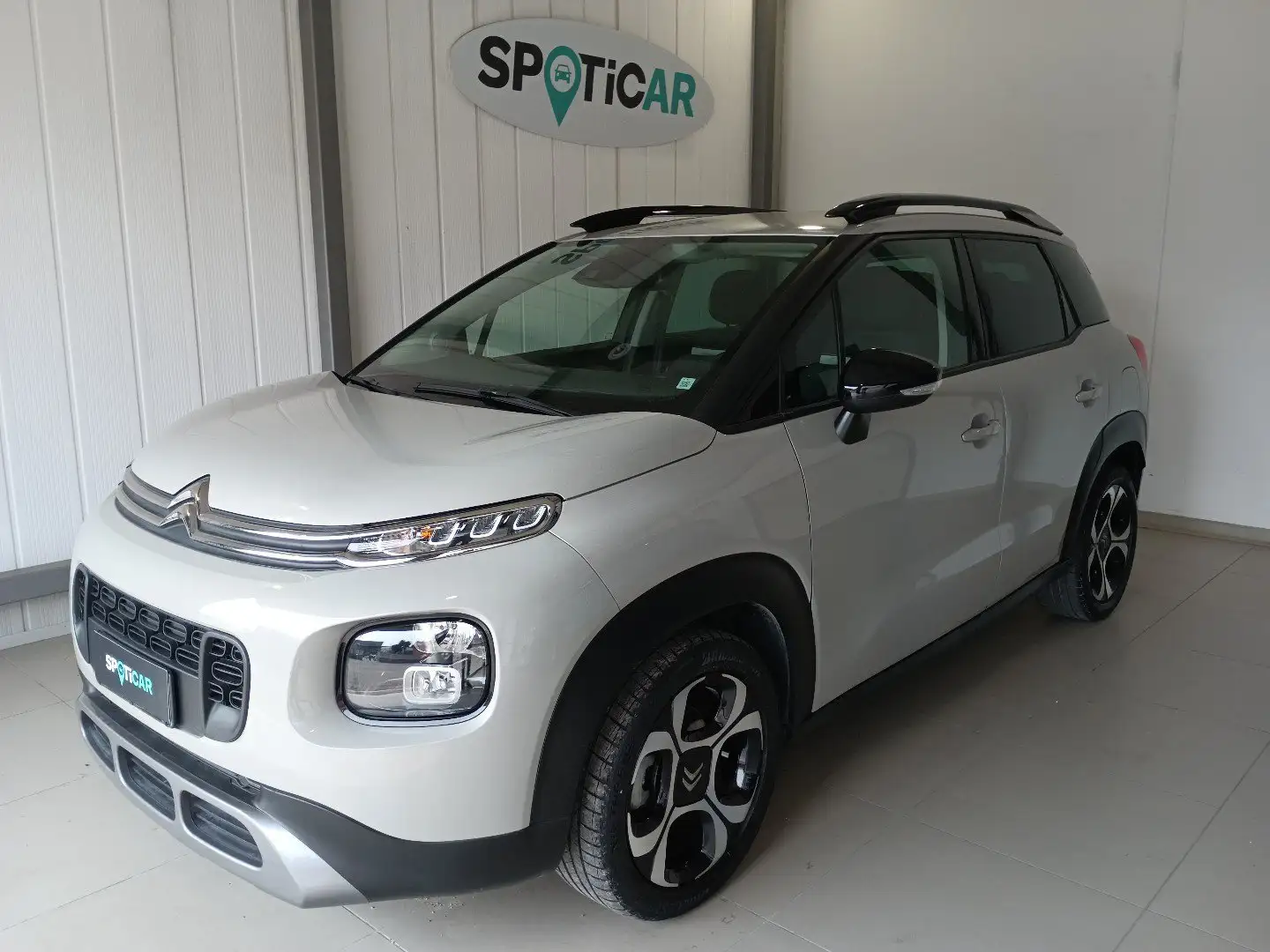 Citroen C3 Aircross BlueHDi 120 S&S EAT6 Shine Beige - 1