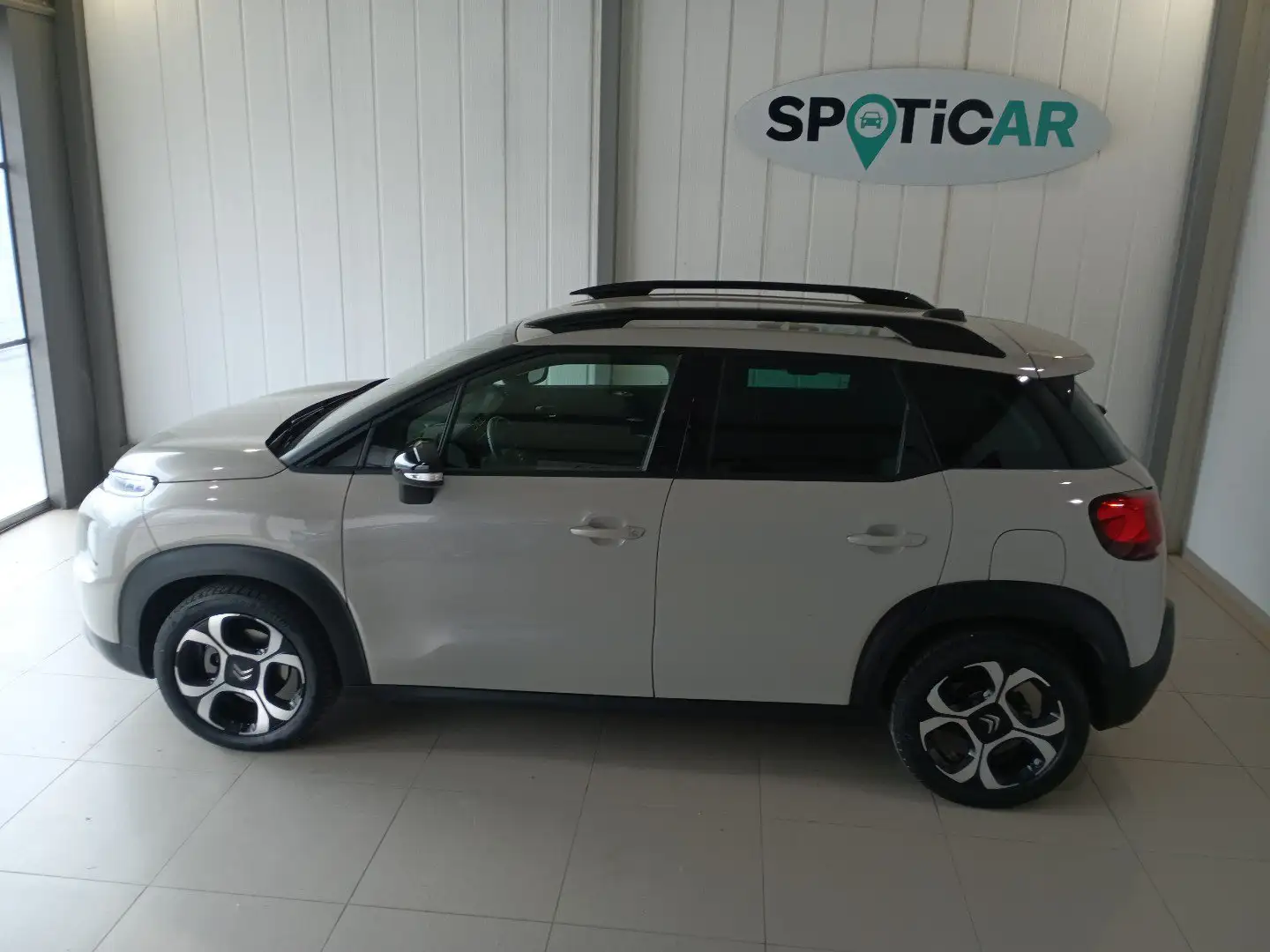 Citroen C3 Aircross BlueHDi 120 S&S EAT6 Shine Beige - 2