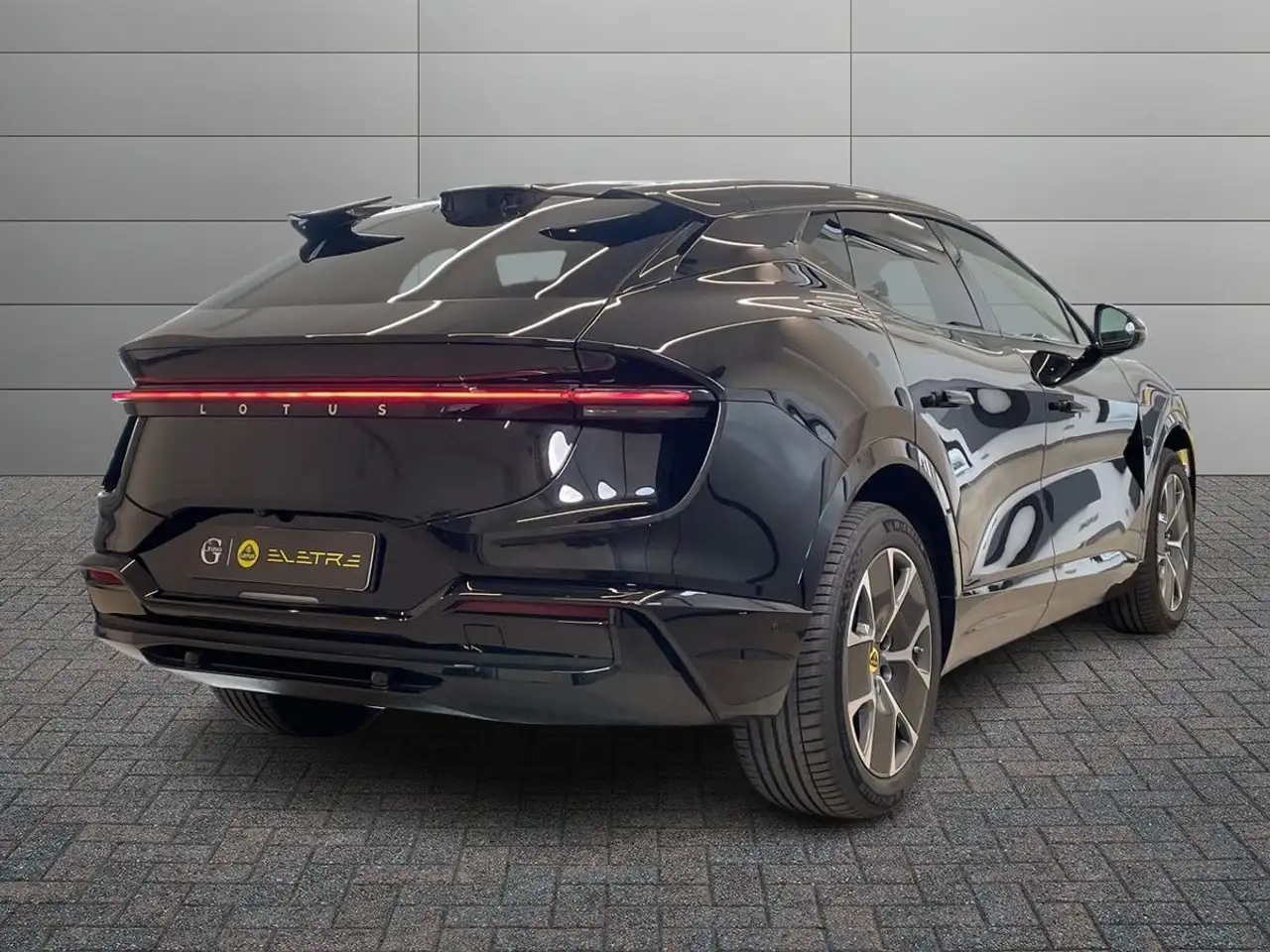 Lotus Eletre 2026