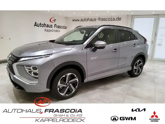 Mitsubishi Eclipse Cross Plug-In Hybrid 2.4 TOP 4WD Navi Leder ACC PDC 360g