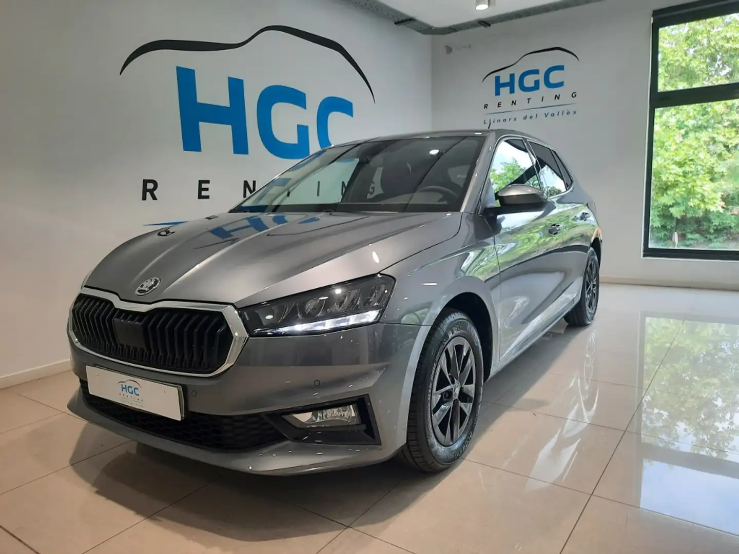 Skoda Fabia 1.0 TSI Selection DSG 85kW Gris - 1