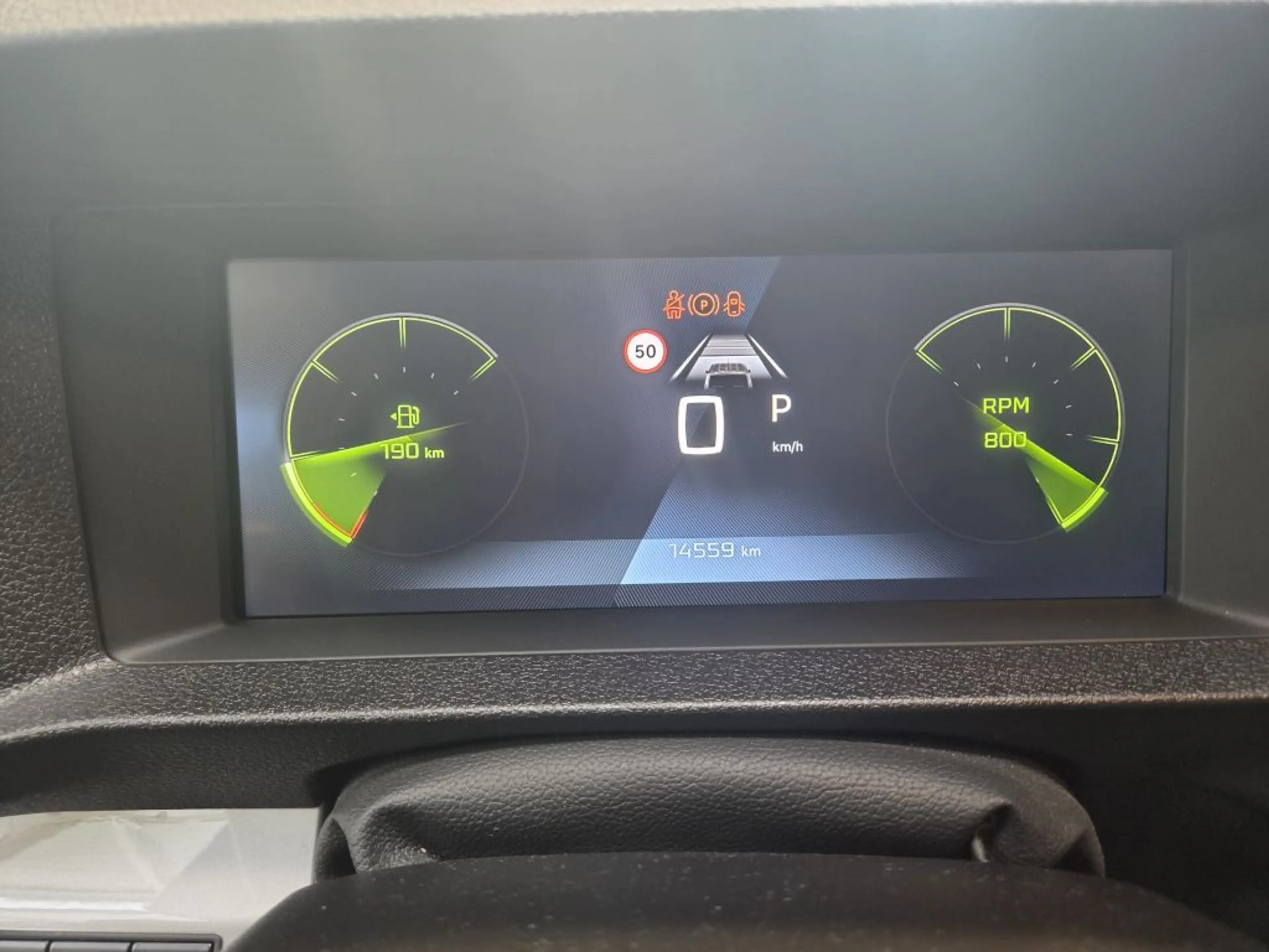 Peugeot Traveller L3 2.0 BlueHDi 180 EAT8 Active — photo 10