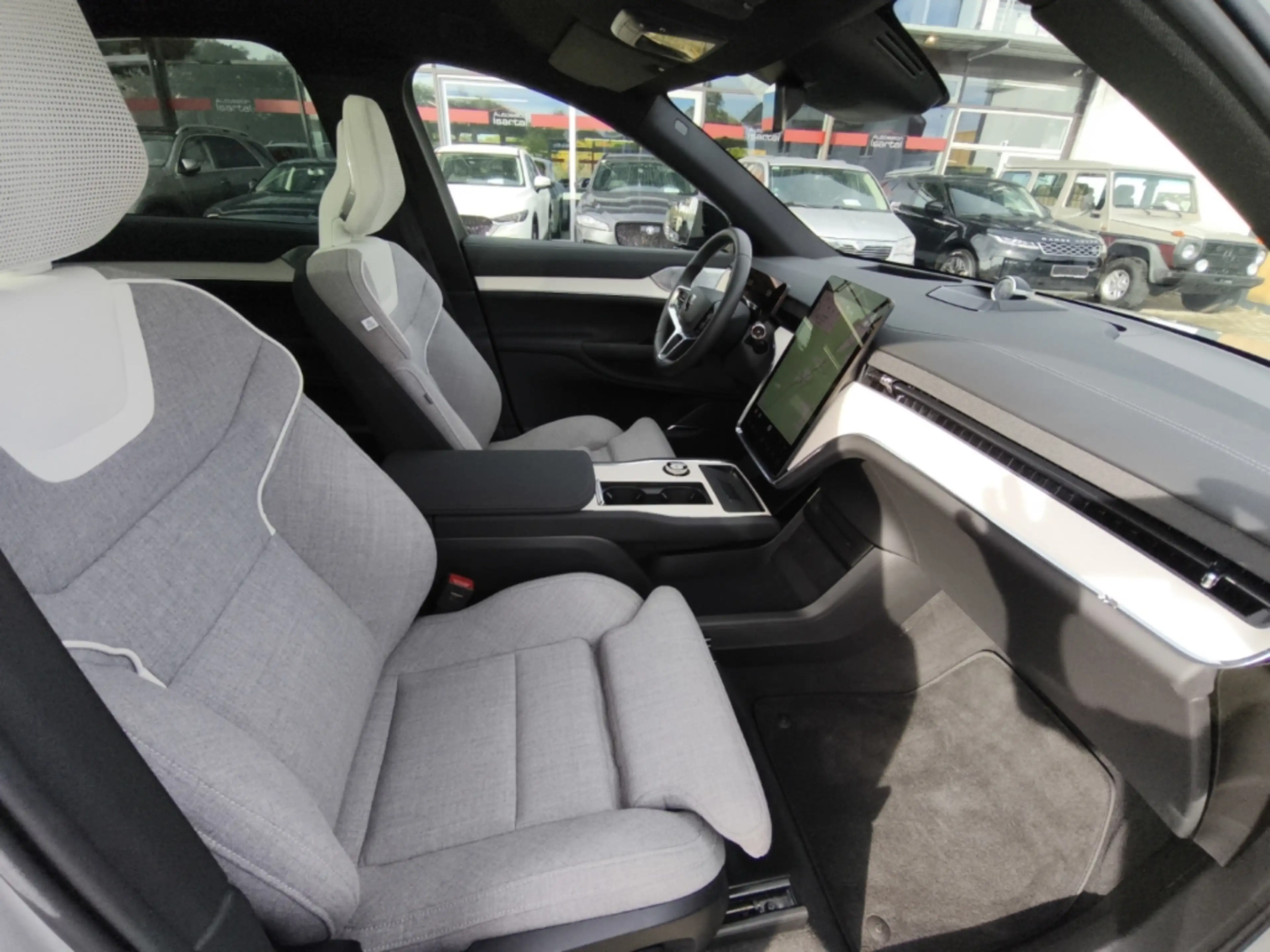 Volvo EX90 Ultra Performance Pure Electric AWD Twin 7-Sitzer — photo 12
