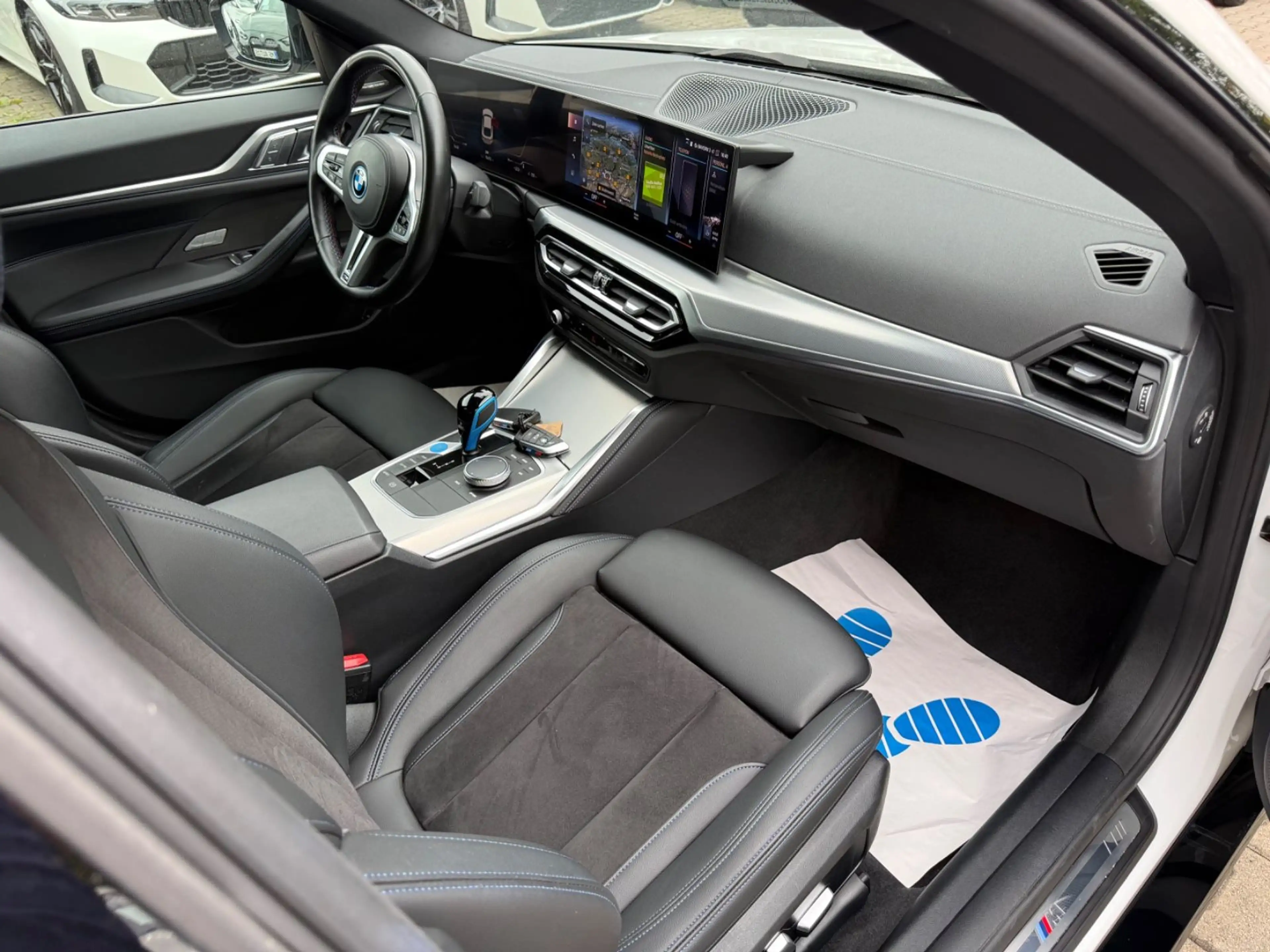 BMW i4 Gran Coupe M50*Glass-Dach*el-Sitze*Kardon*ACC — photo 14