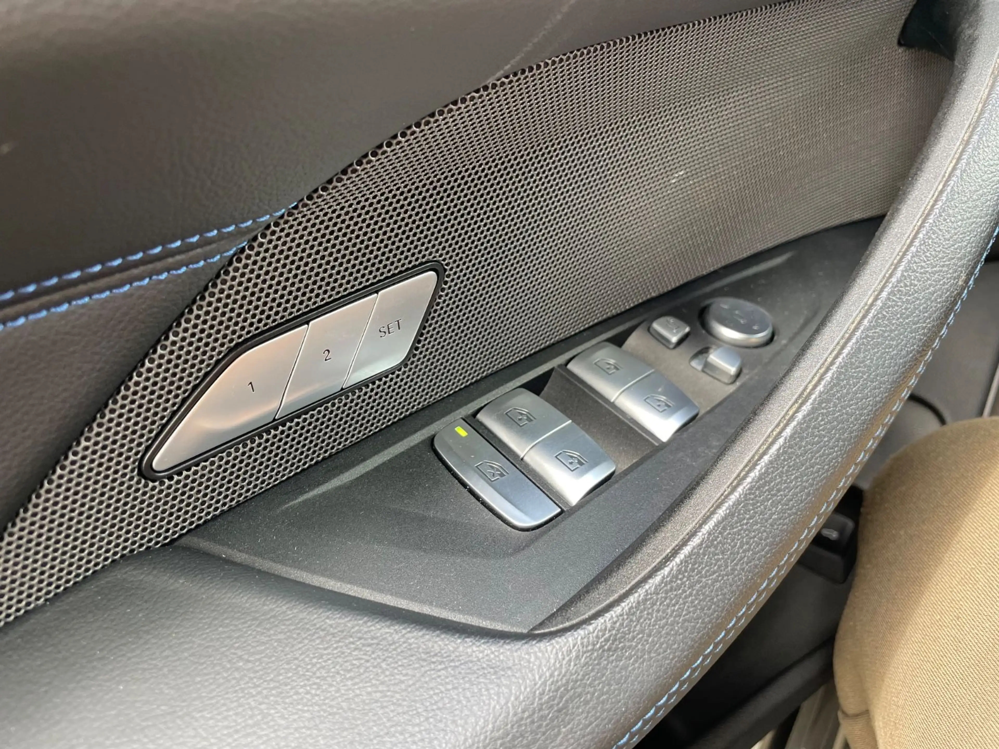 BMW i4 Gran Coupe M50*Glass-Dach*el-Sitze*Kardon*ACC — photo 11