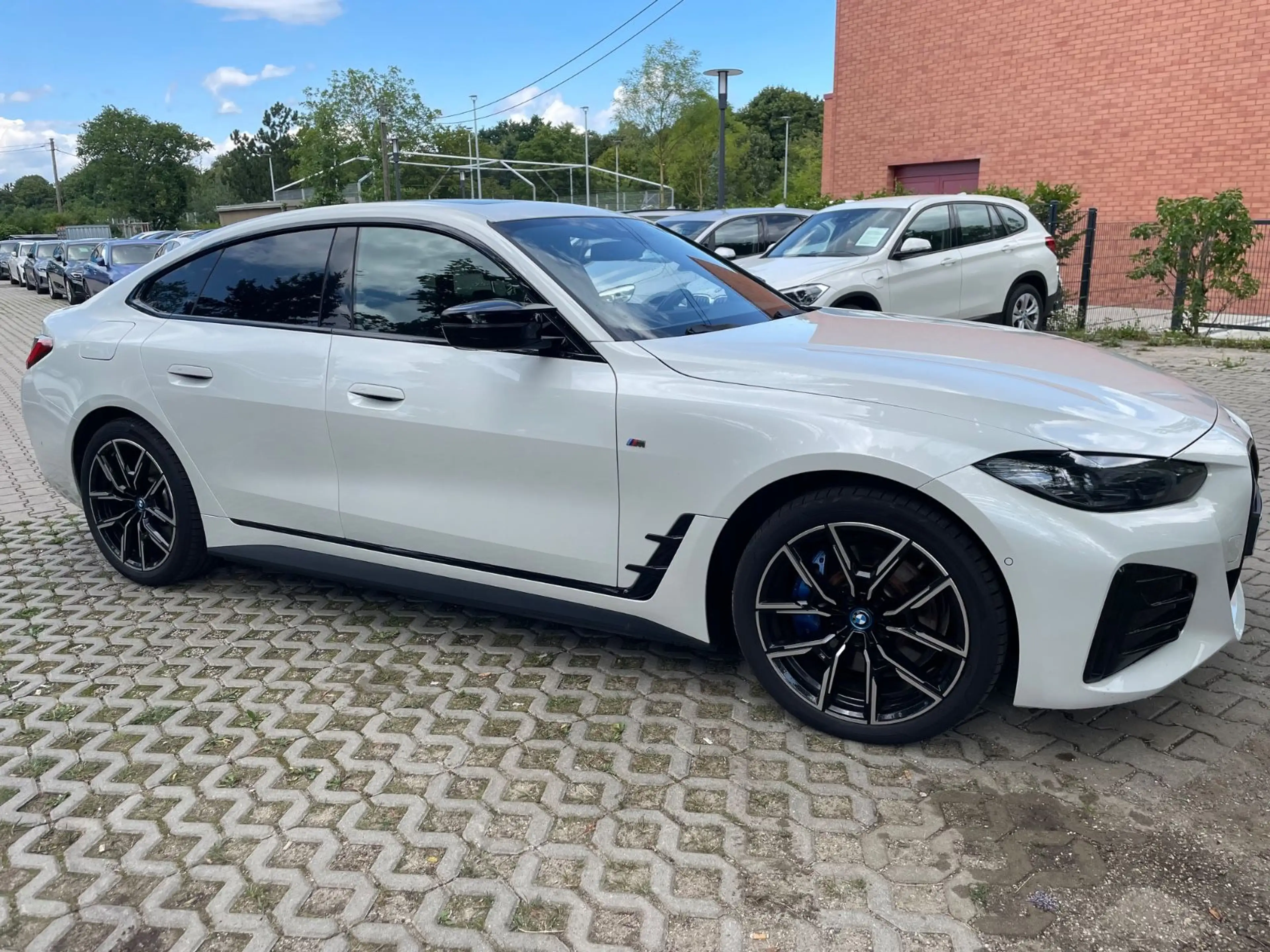 BMW i4 Gran Coupe M50*Glass-Dach*el-Sitze*Kardon*ACC — photo 7